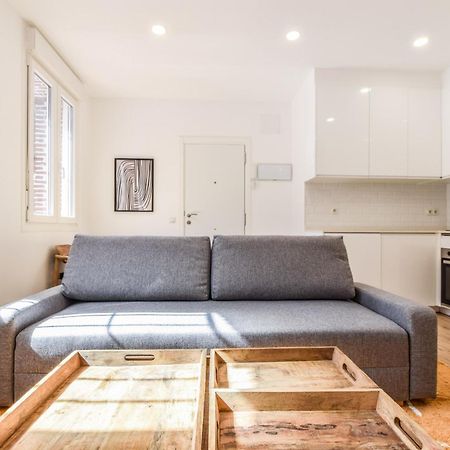 Apartamentos En La Avda De La Albufera Alquiler Temporal Madrid Eksteriør billede