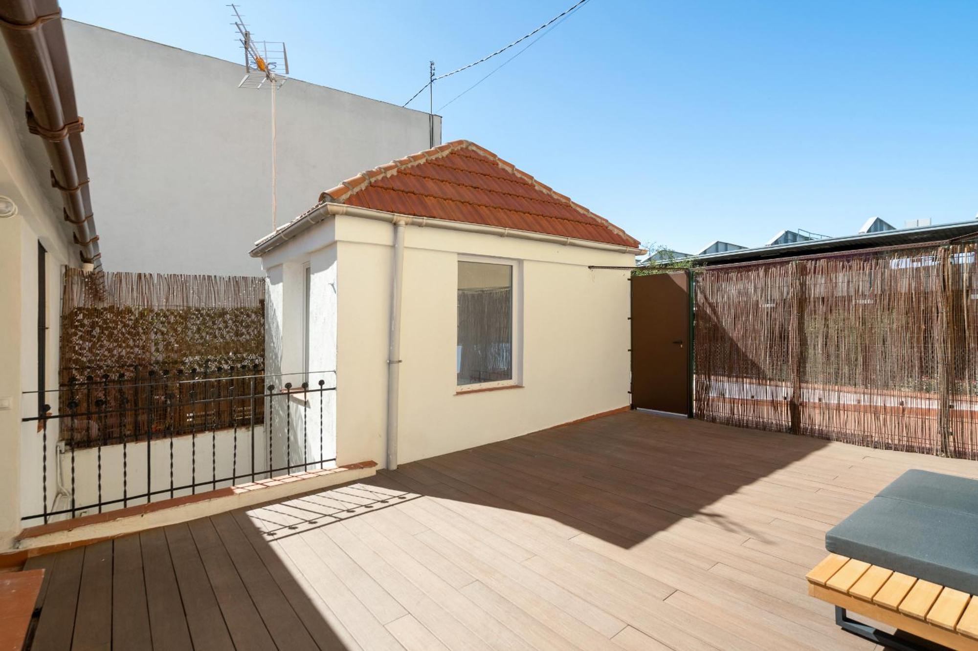 Apartamentos En La Avda De La Albufera Alquiler Temporal Madrid Eksteriør billede