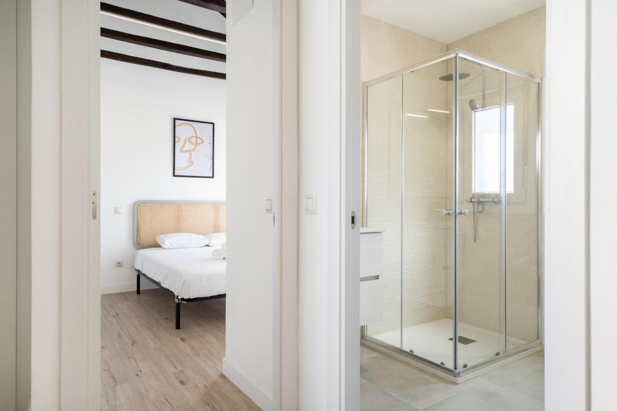 Apartamentos En La Avda De La Albufera Alquiler Temporal Madrid Eksteriør billede