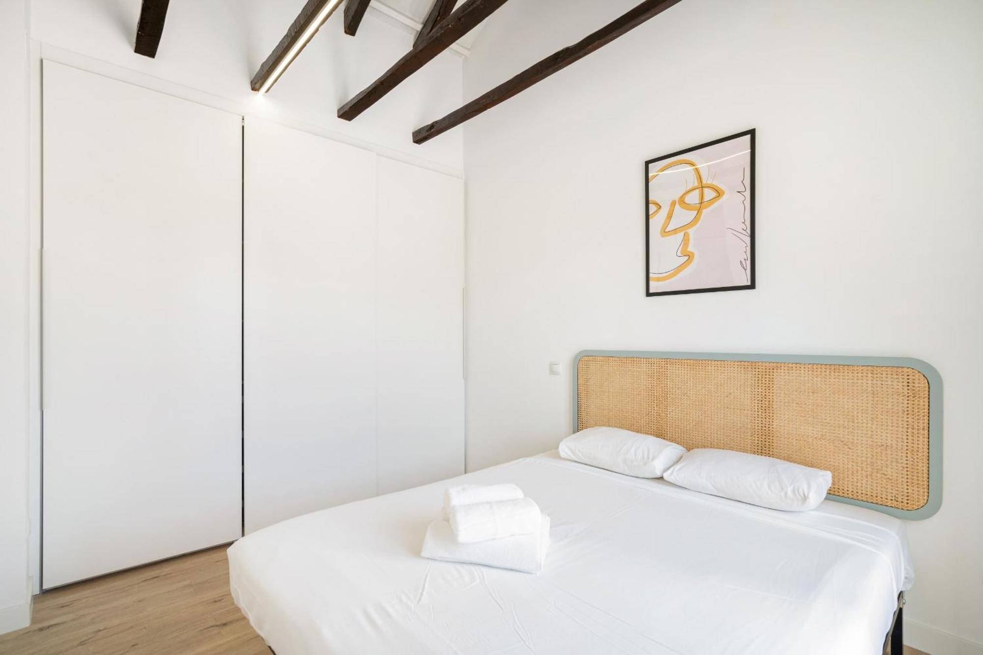 Apartamentos En La Avda De La Albufera Alquiler Temporal Madrid Eksteriør billede